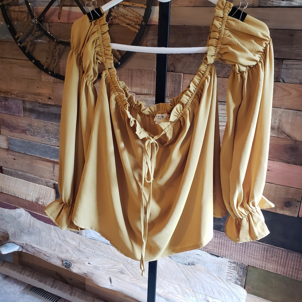 Anthropologie Tea & Cup Mustard Off the Shoulder Crop Top Size S